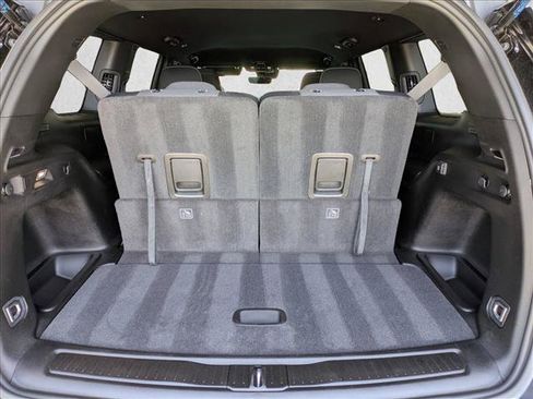 Used 2025 Jeep Grand Cherokee L Laredo RWD image 6