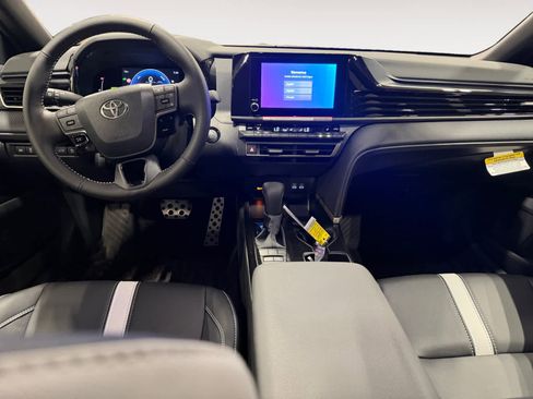 New 2026 Toyota Camry SE FWD image 10