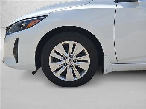 Used 2025 Nissan Sentra S FWD image 19