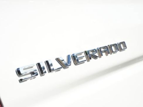 Used 2023 Chevrolet Silverado 1500 LT image 12