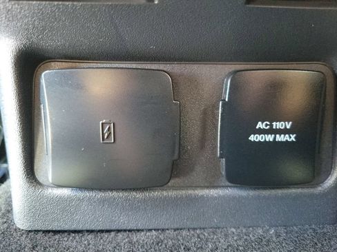 Used 2025 Ford Bronco Outer Banks AWD/4WD image 14