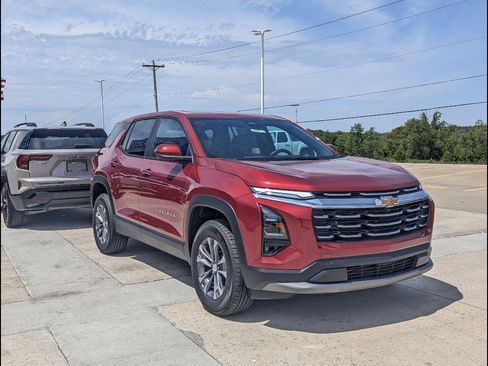 New 2026 Chevrolet Equinox LT w/ Safety and Technology Package AWD/4WD image 5