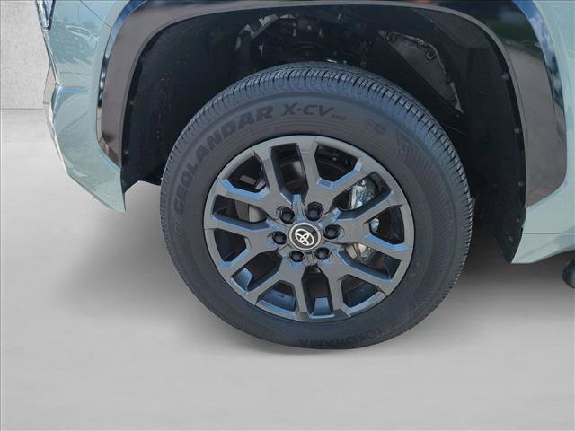 Used 2025 Toyota Tundra Platinum AWD/4WD image 25