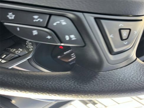 Used 2023 Ford Edge SE image 30