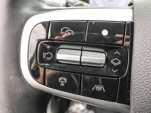 Used 2025 Genesis GV80 2.5T Select image 21