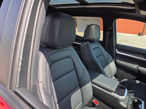New 2026 GMC Terrain Elevation w/ Elevation Premium Package AWD/4WD image 35