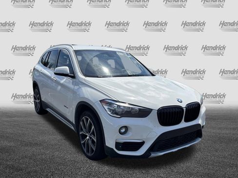 Used 2017 BMW X1 xDrive28i AWD/4WD image 2