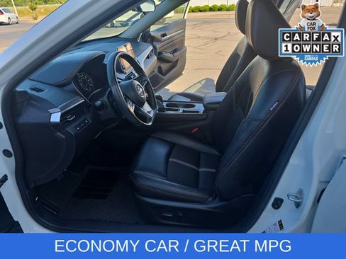 Used 2023 Nissan Altima 2.5 SR FWD image 12