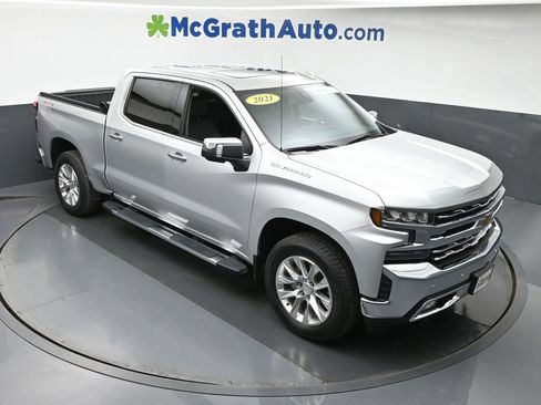 Used 2021 Chevrolet Silverado 1500 LTZ w/ LTZ Premium Package image 3