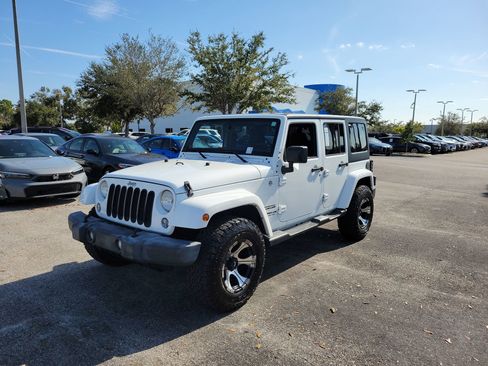 Used 2014 Jeep Wrangler Unlimited Sport w/ Quick Order Package 24S image 10