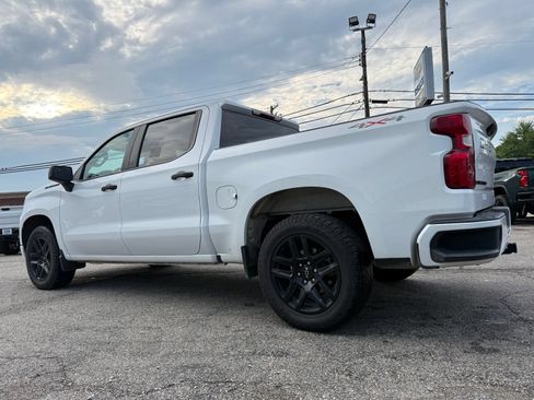 Used 2022 Chevrolet Silverado 1500 Custom w/ LPO, Dark Essentials Package AWD/4WD image 4