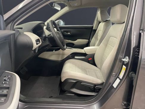 Certified 2023 Honda HR-V LX image 9