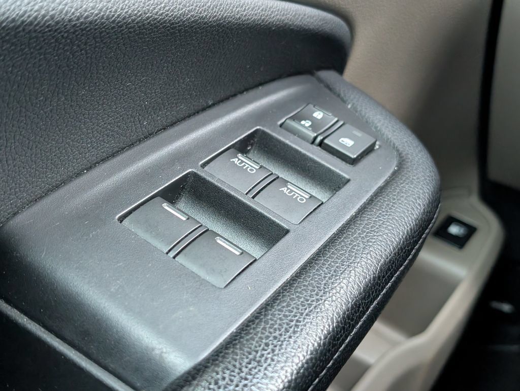 Used 2019 Honda Pilot EX image 16