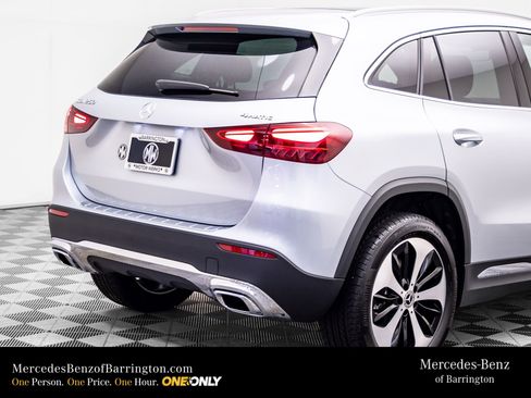 New 2026 Mercedes-Benz GLA 250 4MATIC image 34