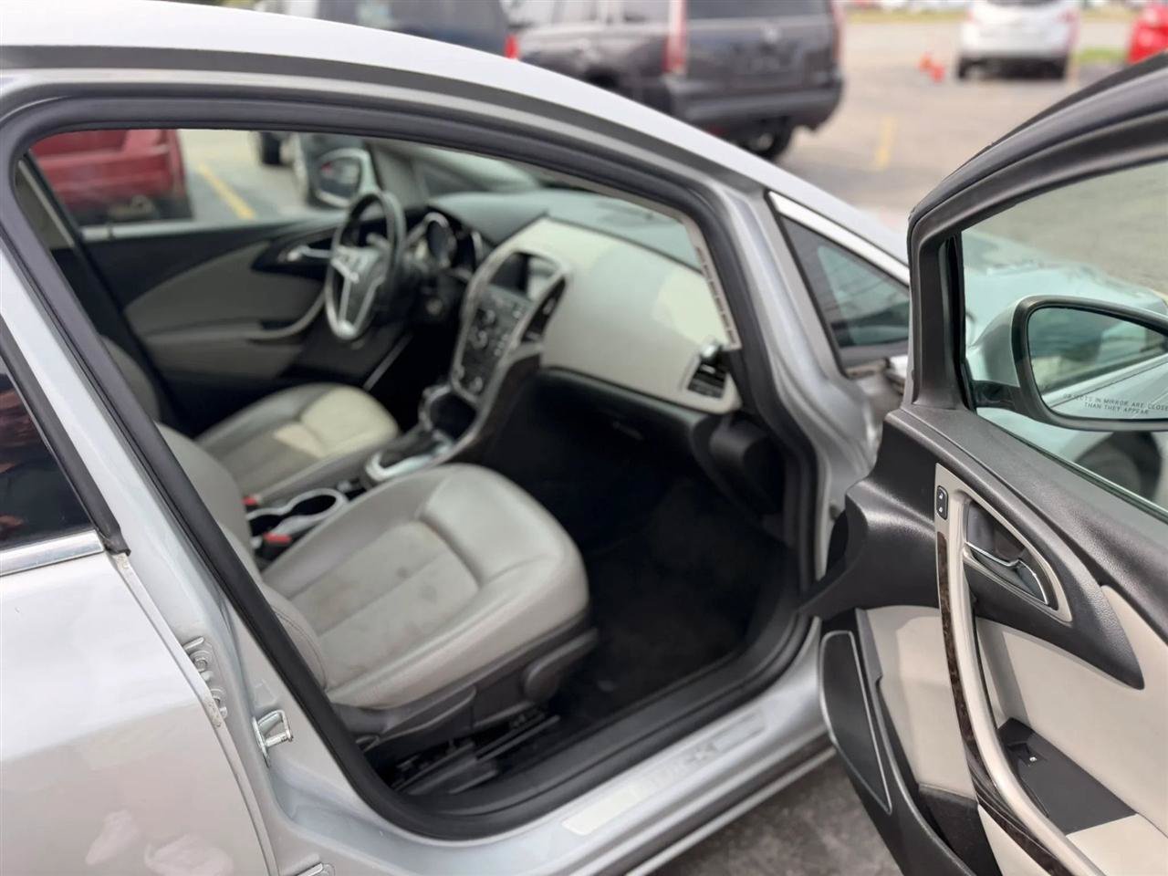 Used 2014 Buick Verano Convenience FWD image 30