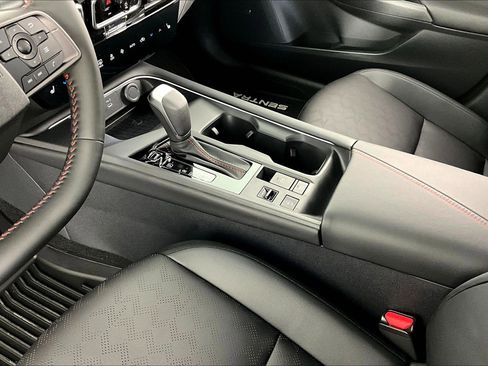 New 2026 Nissan Sentra SR FWD image 12