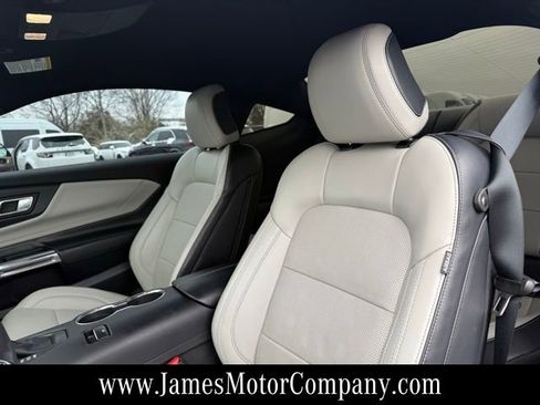 Used 2024 Ford Mustang GT Premium image 12