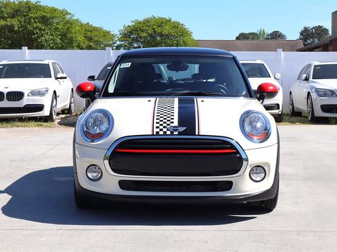 Used 2016 MINI Cooper 2-Door Hardtop image 2