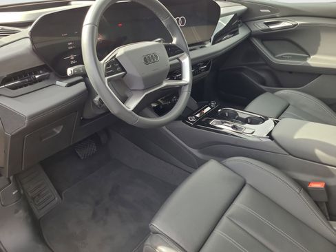 Used 2025 Audi Q6 e-tron Premium Plus w/ Premium Plus image 17