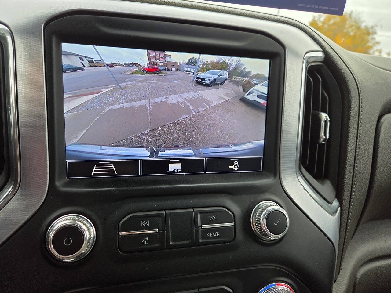 Used 2020 GMC Sierra 1500 SLT w/ SLT Premium Plus Package AWD/4WD image 11