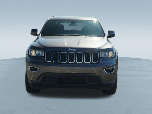 Used 2021 Jeep Grand Cherokee Laredo RWD image 2