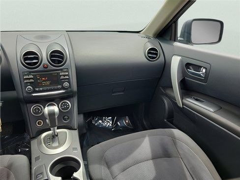 Used 2013 Nissan Rogue S w/ Special Edition Pkg AWD/4WD image 17