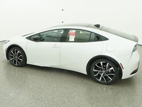 New 2026 Toyota Prius XSE Premium image 4