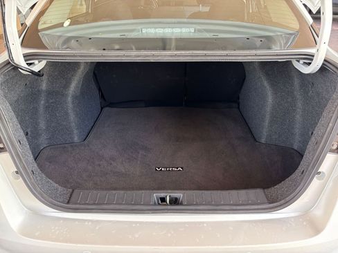 Used 2025 Nissan Versa SV FWD image 29