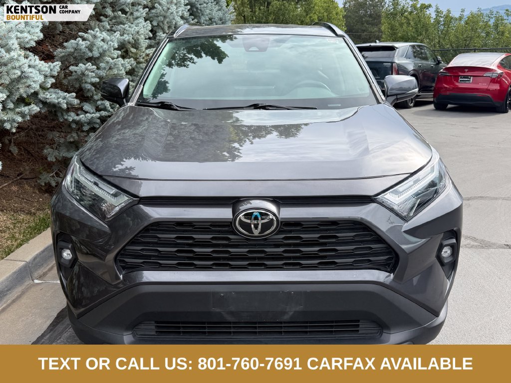 Used 2023 Toyota RAV4 XLE Premium AWD/4WD image 2