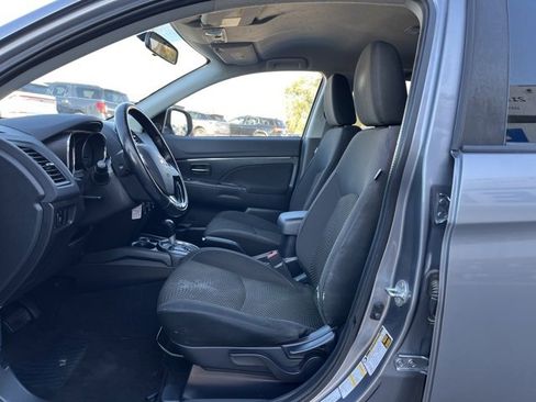 Used 2016 Mitsubishi Outlander Sport ES image 28