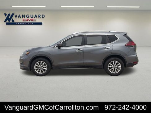 Used 2019 Nissan Rogue SV FWD image 4