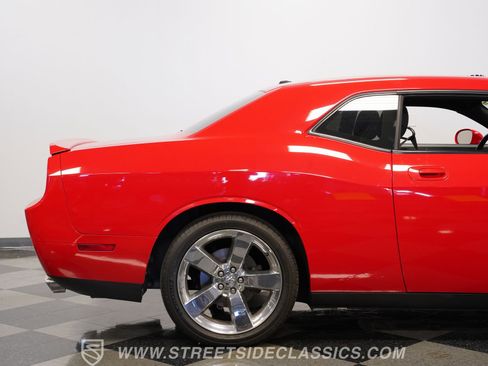 Used 2009 Dodge Challenger R/T image 29