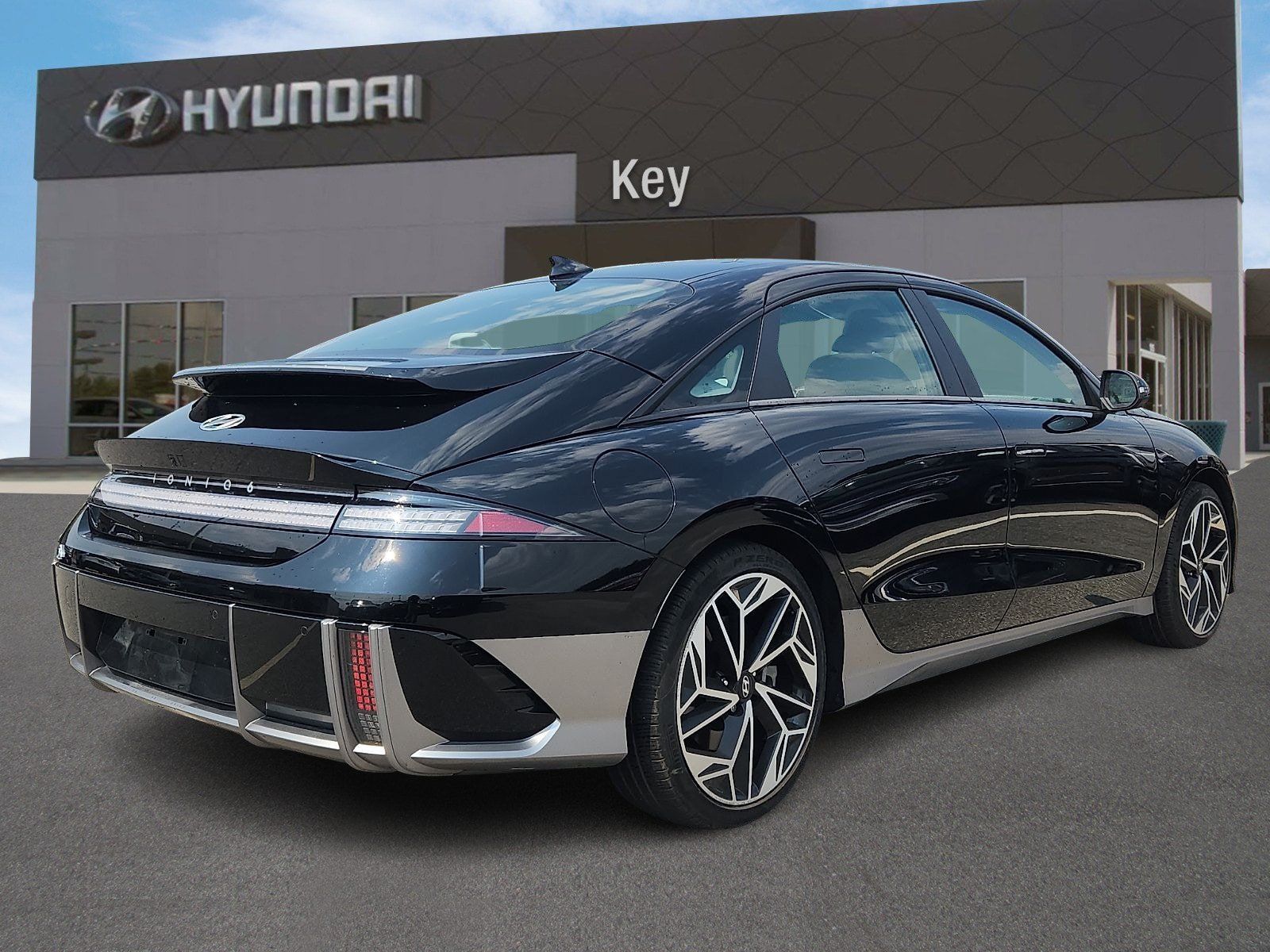 Certified 2023 Hyundai Ioniq 6 SEL w/ Cargo Package AWD/4WD image 3