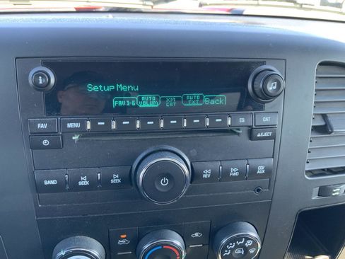 Used 2012 Chevrolet Silverado 1500 LT image 31