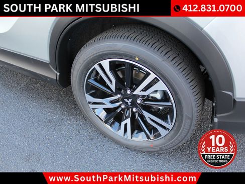 New 2025 Mitsubishi Eclipse Cross SE image 27