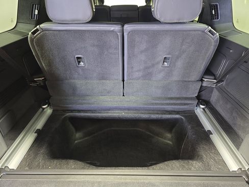 Used 2024 Rivian R1S Adventure image 26