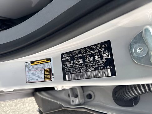 Used 2024 Hyundai Ioniq 5 SEL RWD image 34