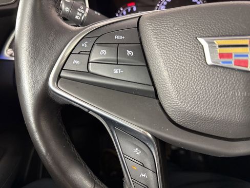 Used 2017 Cadillac XT5 Premium Luxury AWD/4WD image 32