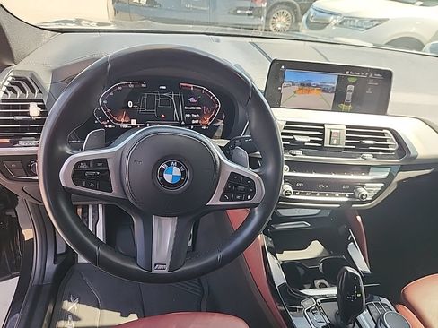 Used 2021 BMW X4 xDrive30i w/ M Sport Package AWD/4WD image 4