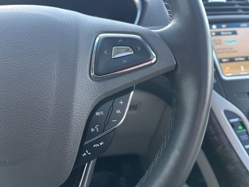 Used 2016 Lincoln MKX Reserve w/ Technology Package image 33