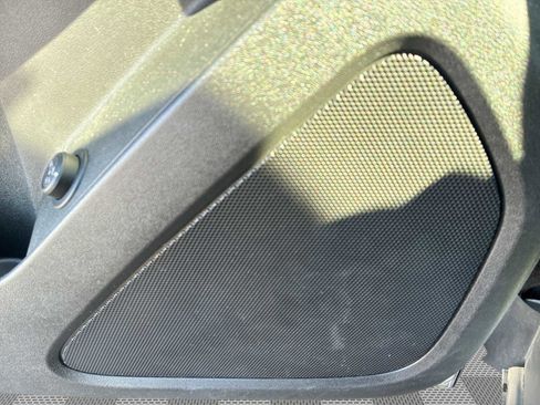 Used 2022 Chevrolet Equinox LT image 24