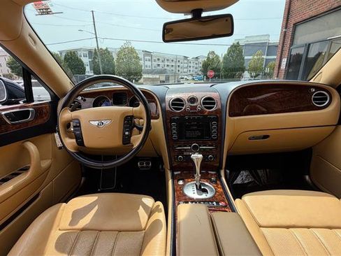 Used 2006 Bentley Flying Spur Flying Spur AWD/4WD image 25
