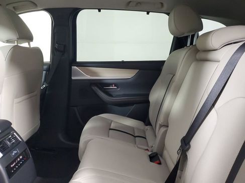 Certified 2025 MAZDA CX-70 3.3 Turbo w/ Premium Package image 12