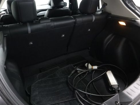 Certified 2018 Nissan Leaf SL w/ SL Technology Package FWD image 18