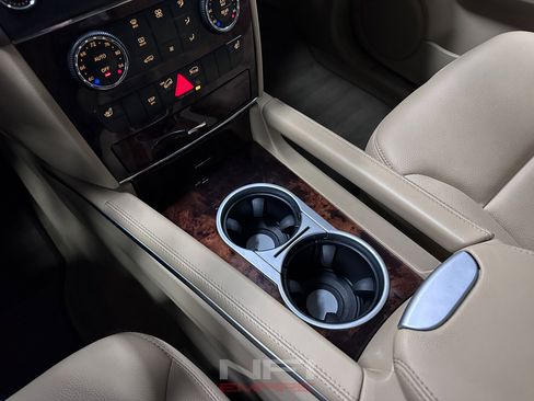 Used 2011 Mercedes-Benz ML 350 4MATIC image 28