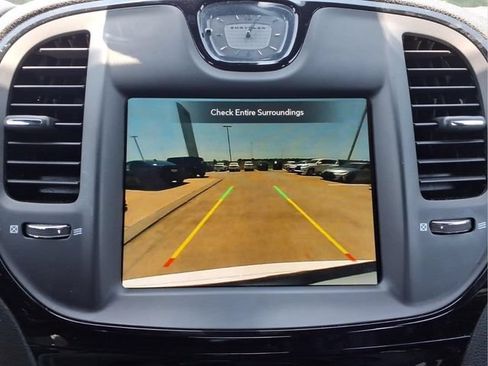 Used 2023 Chrysler 300 S RWD image 31
