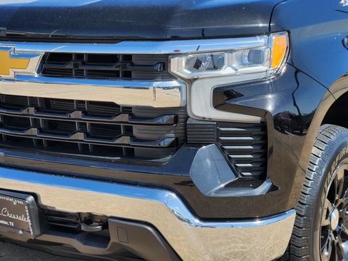Certified 2025 Chevrolet Silverado 1500 LT AWD/4WD image 10