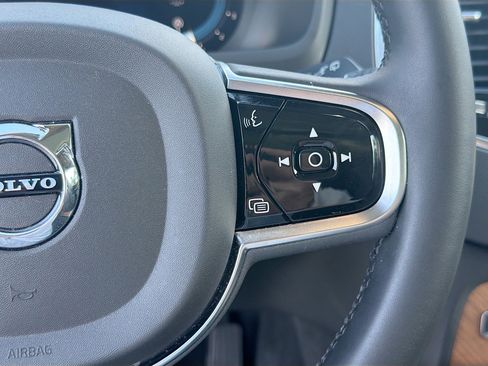 Used 2024 Volvo XC90 B6 Plus AWD/4WD image 37