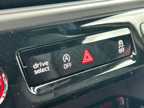 New 2026 Audi SQ5 Premium Plus image 28