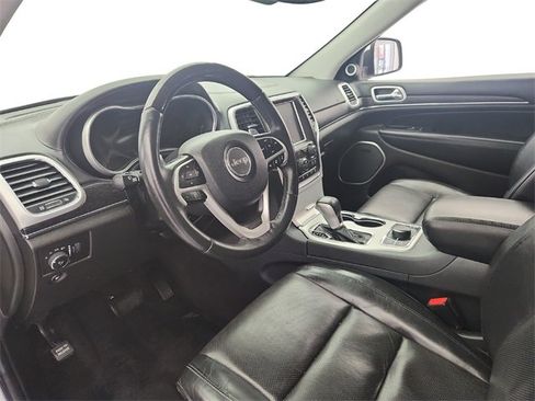 Used 2018 Jeep Grand Cherokee Summit image 9